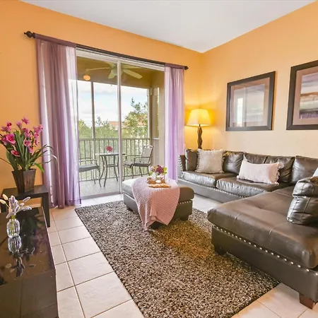 2813 Almaton #403 Villa
